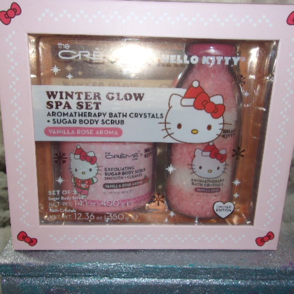 M-57 NEW SEALED THE CREME SHOP X HELLO KITTY WINTER GLOW SPA SET
